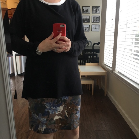 Flower Print Pencil Skirt - Picture 7 of 7